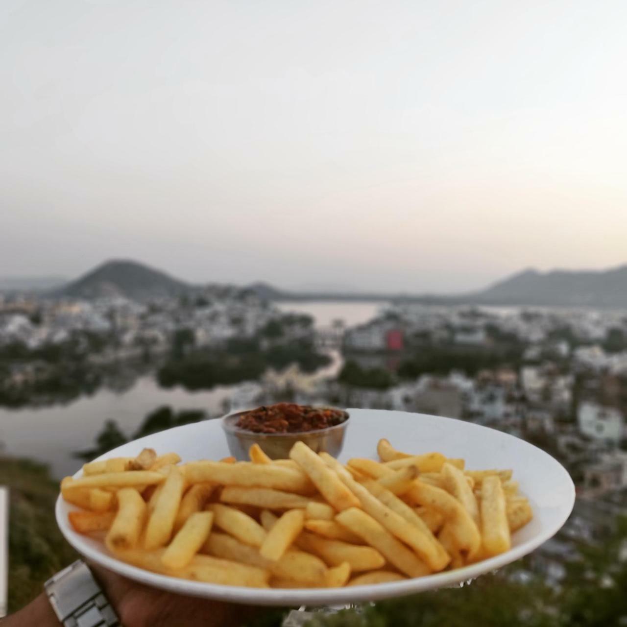 Hotel Kurabar Kothi Udaipur Esterno foto