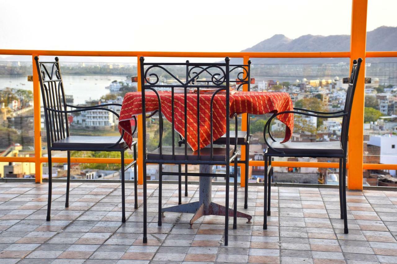 Hotel Kurabar Kothi Udaipur Esterno foto