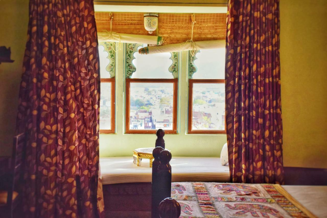 Hotel Kurabar Kothi Udaipur Esterno foto