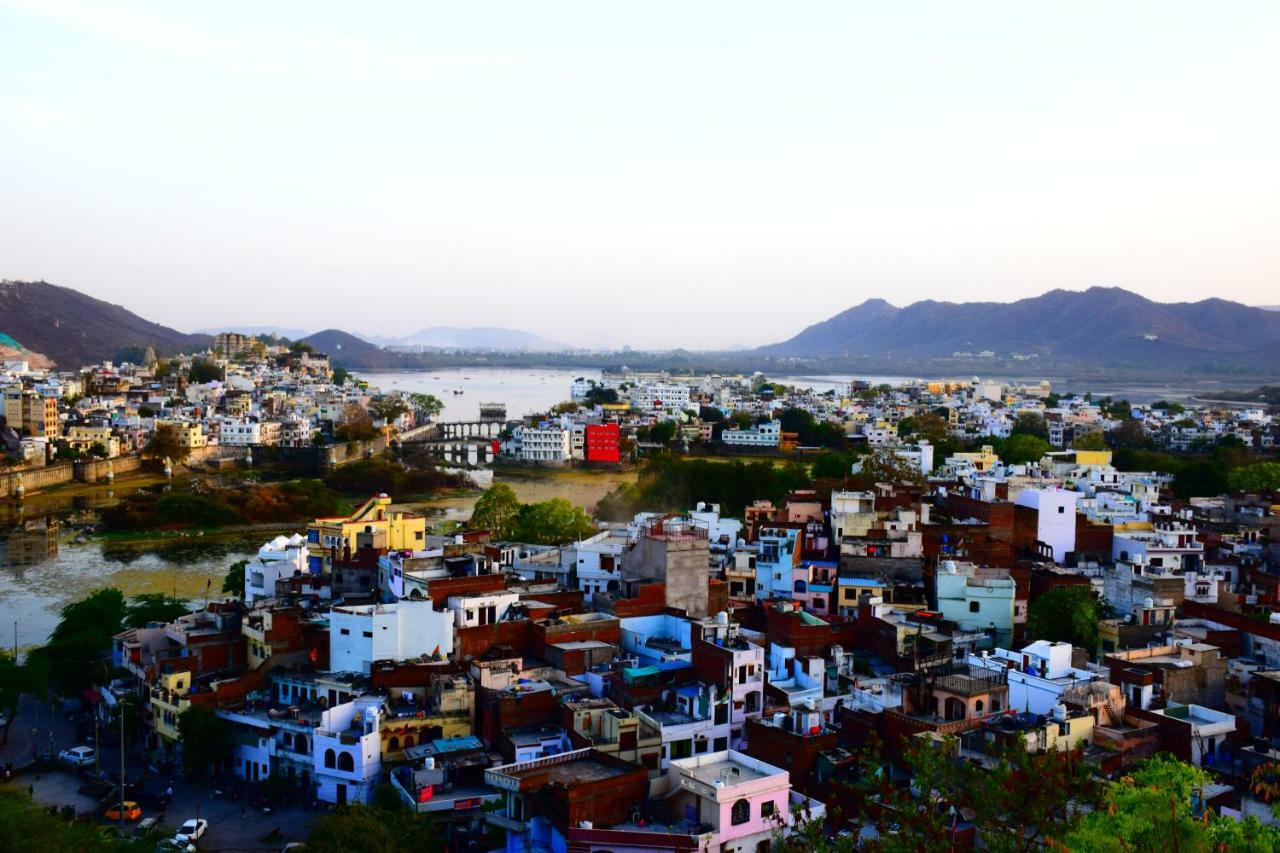 Hotel Kurabar Kothi Udaipur Esterno foto