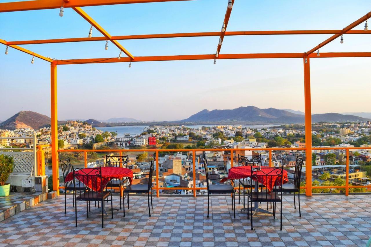 Hotel Kurabar Kothi Udaipur Esterno foto